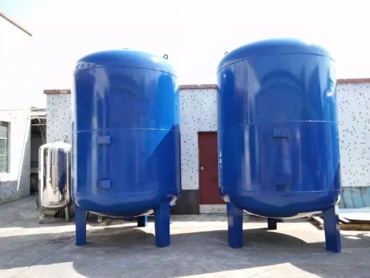 碳鋼機(jī)械過(guò)濾器Ф900×2400×4.0規(guī)格選型