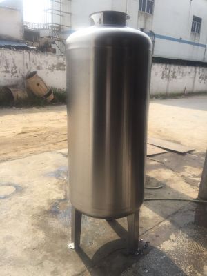 飲料罐304不銹鋼無(wú)菌水箱 食品醫(yī)藥化工儲(chǔ)水罐